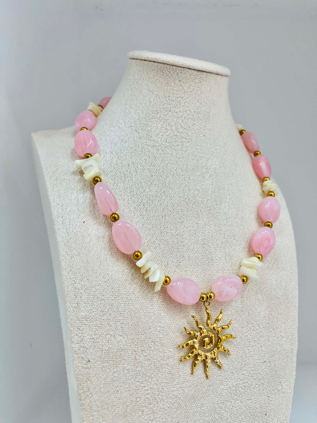 Rose Aura