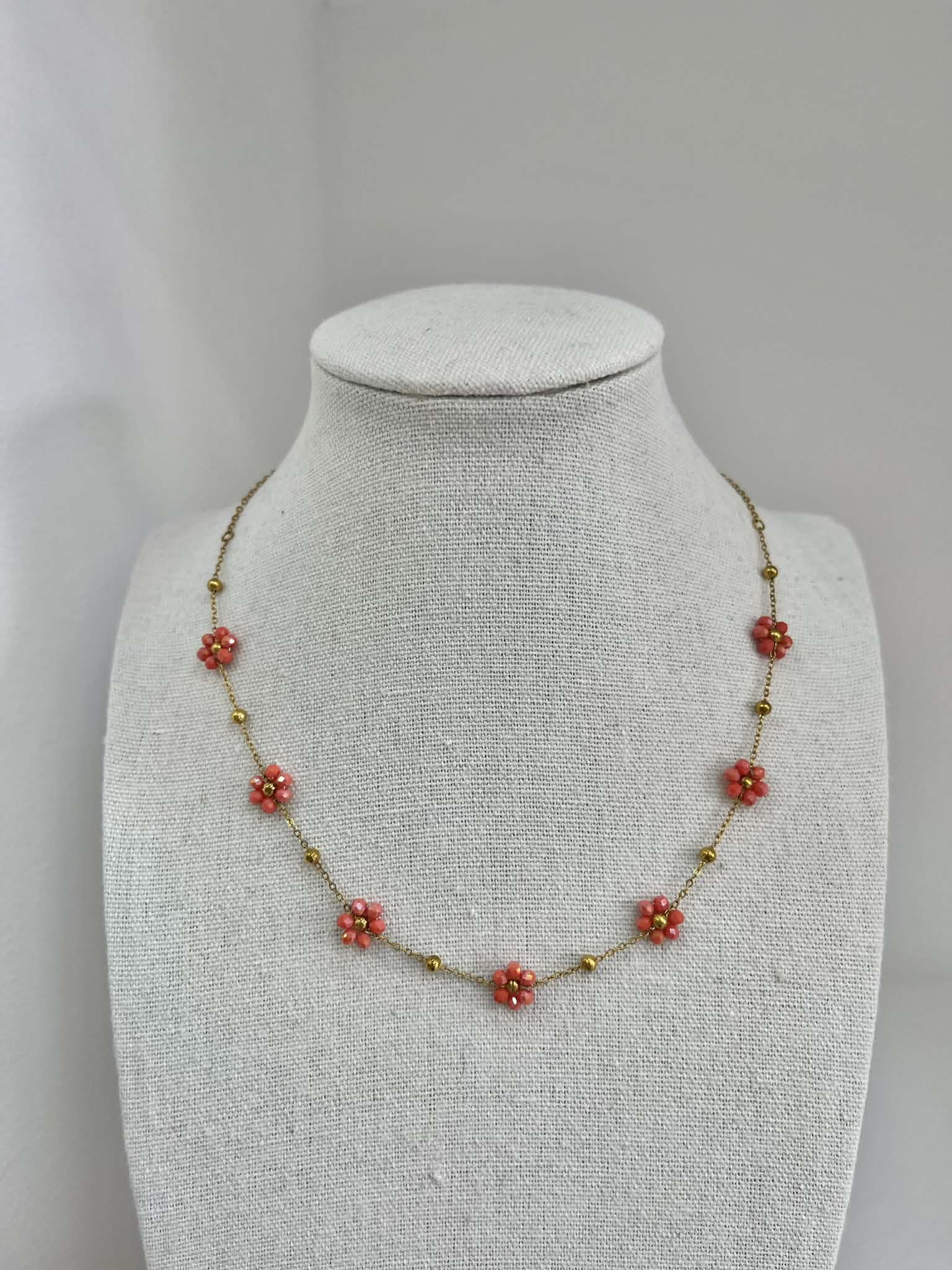 Flower Necklace - Peach