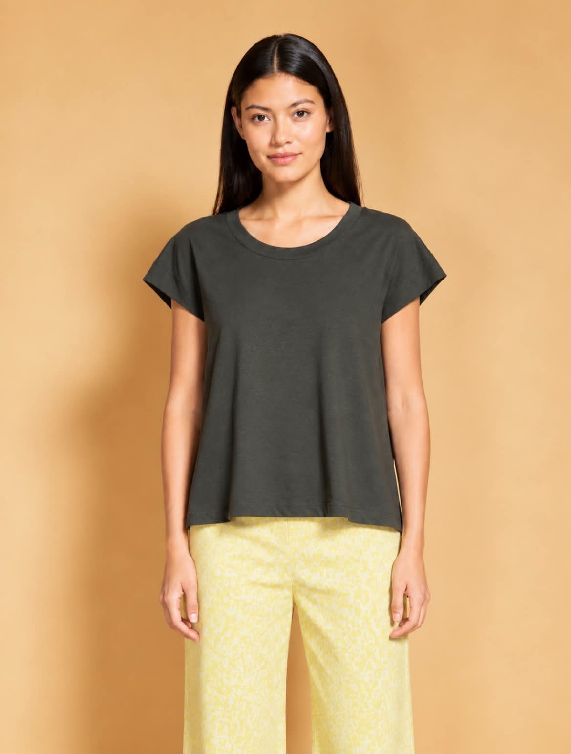 Basic T-Shirt