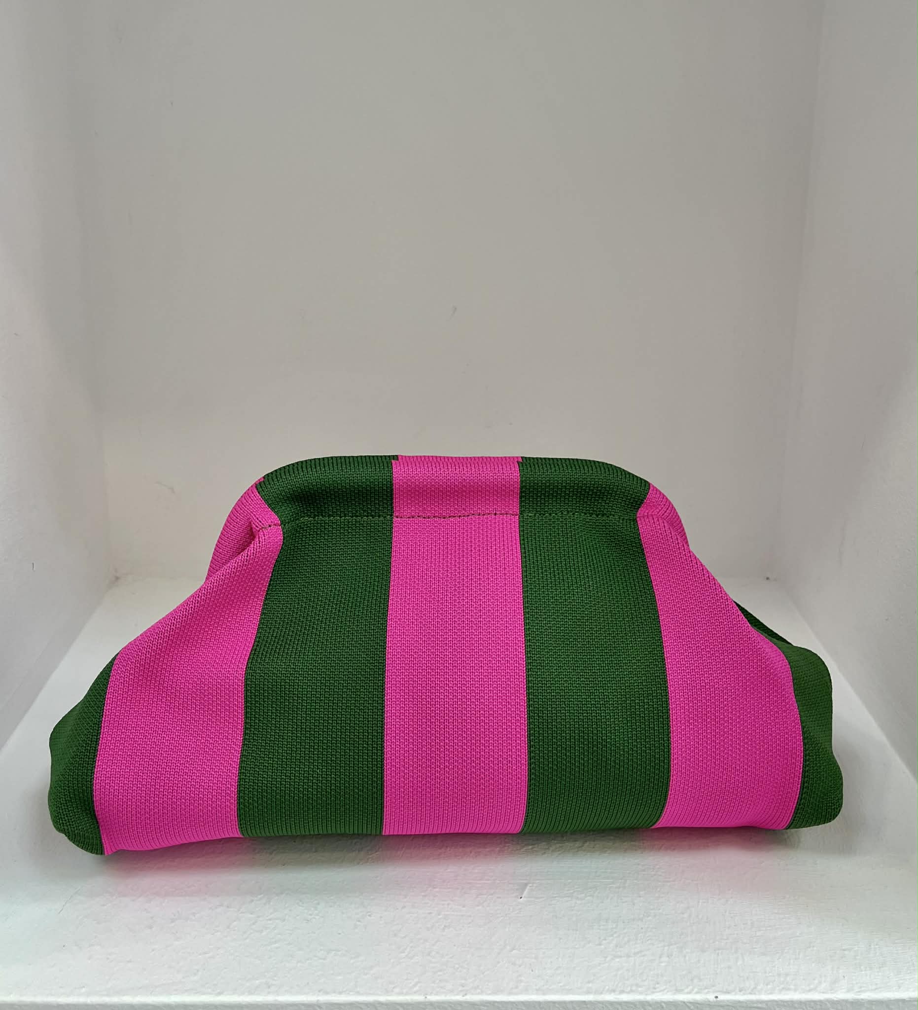 Aura Clutch - Pink / Green