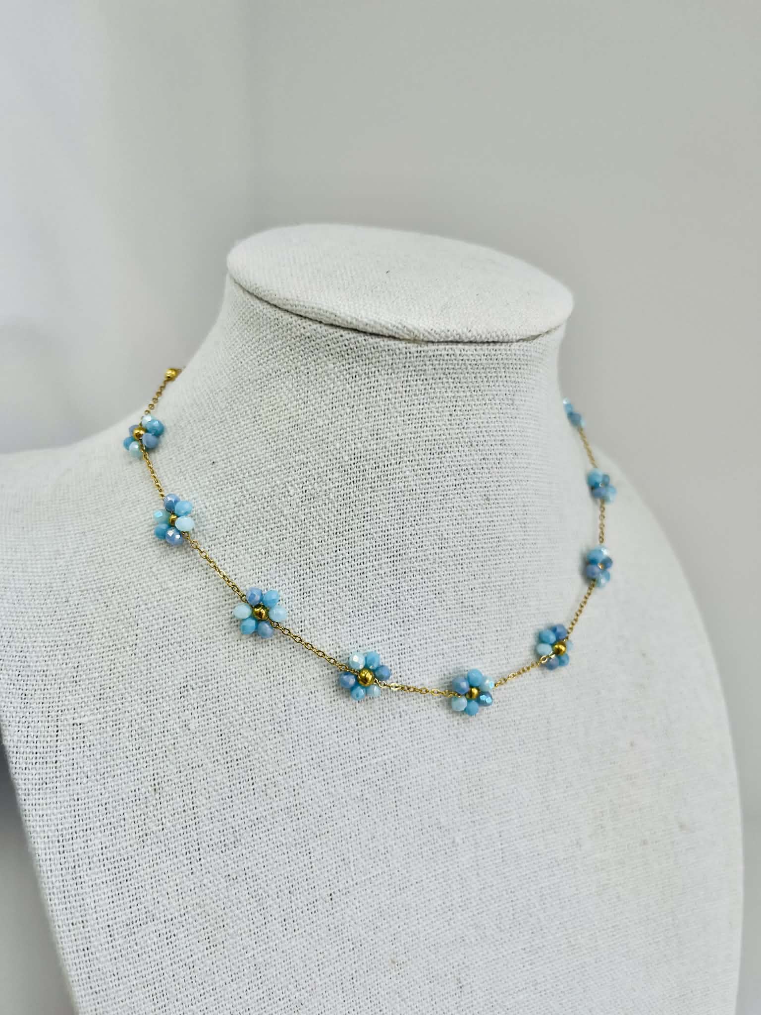 Flower Necklace - Baby Blue