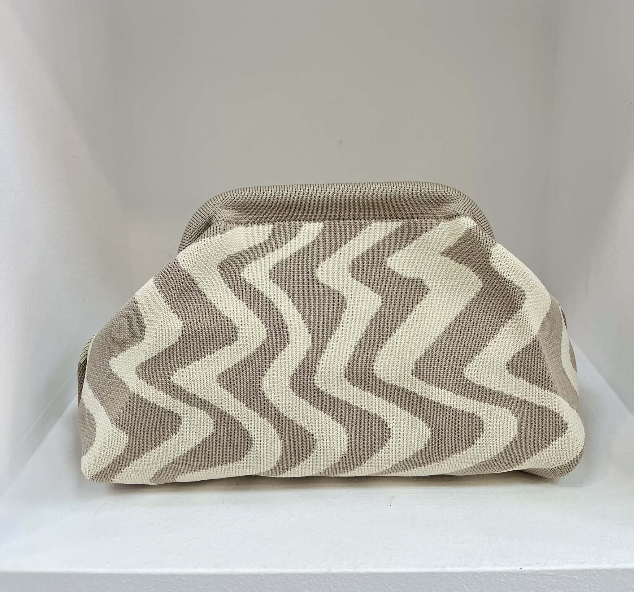 Wave Clutch - Beige