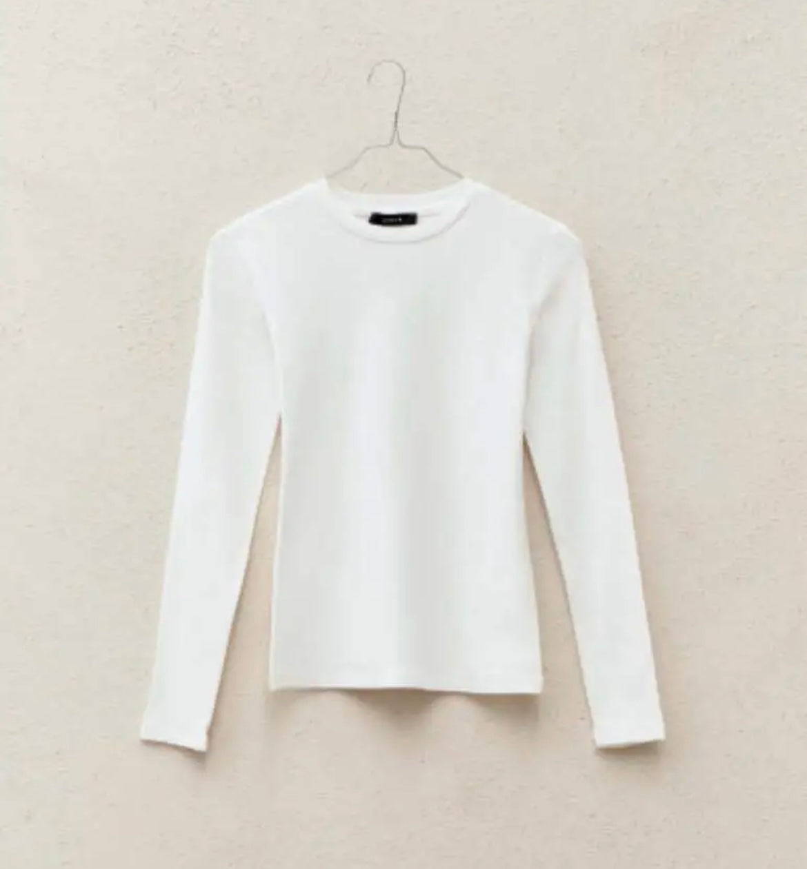 Lumina Basic White