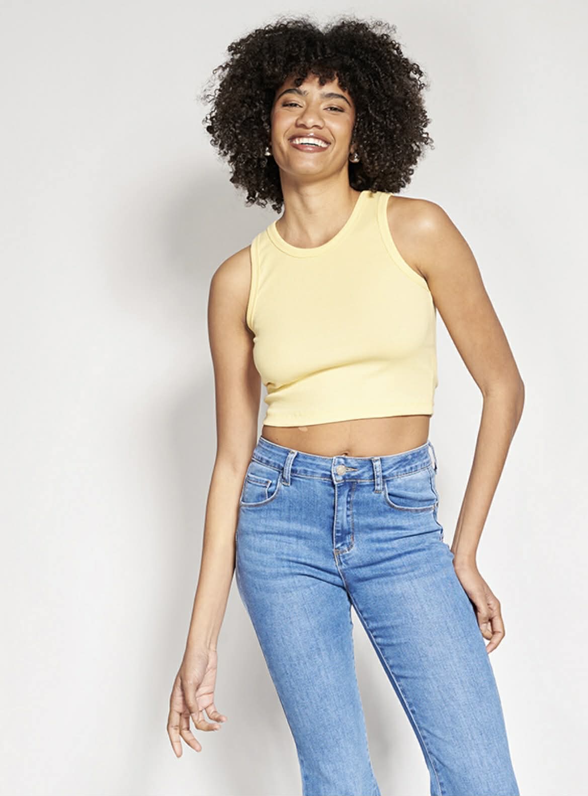 Crop Top Αμάνικο με Στρογγυλή Λαιμόκοψη Κίτρινο