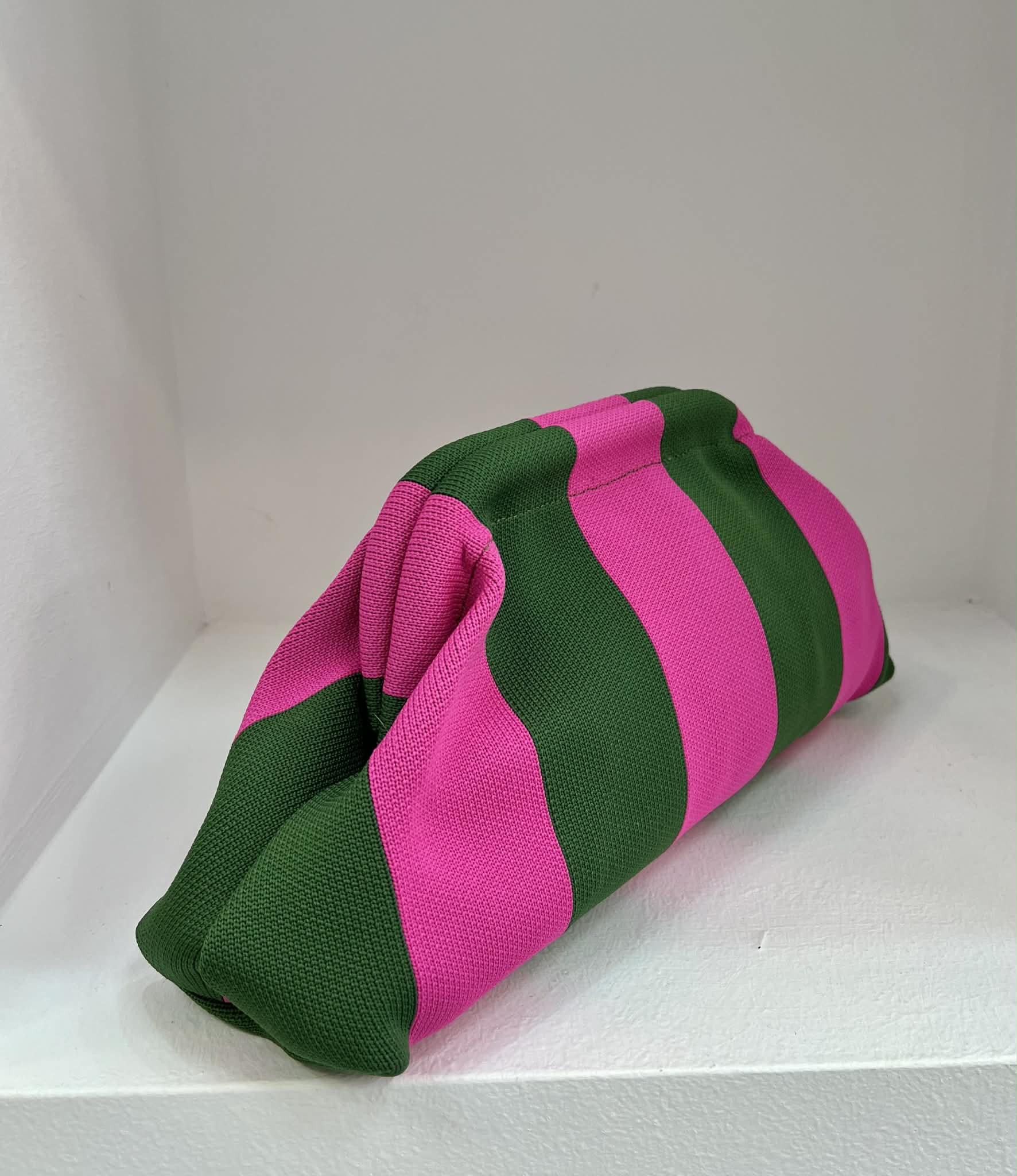 Aura Clutch - Pink / Green