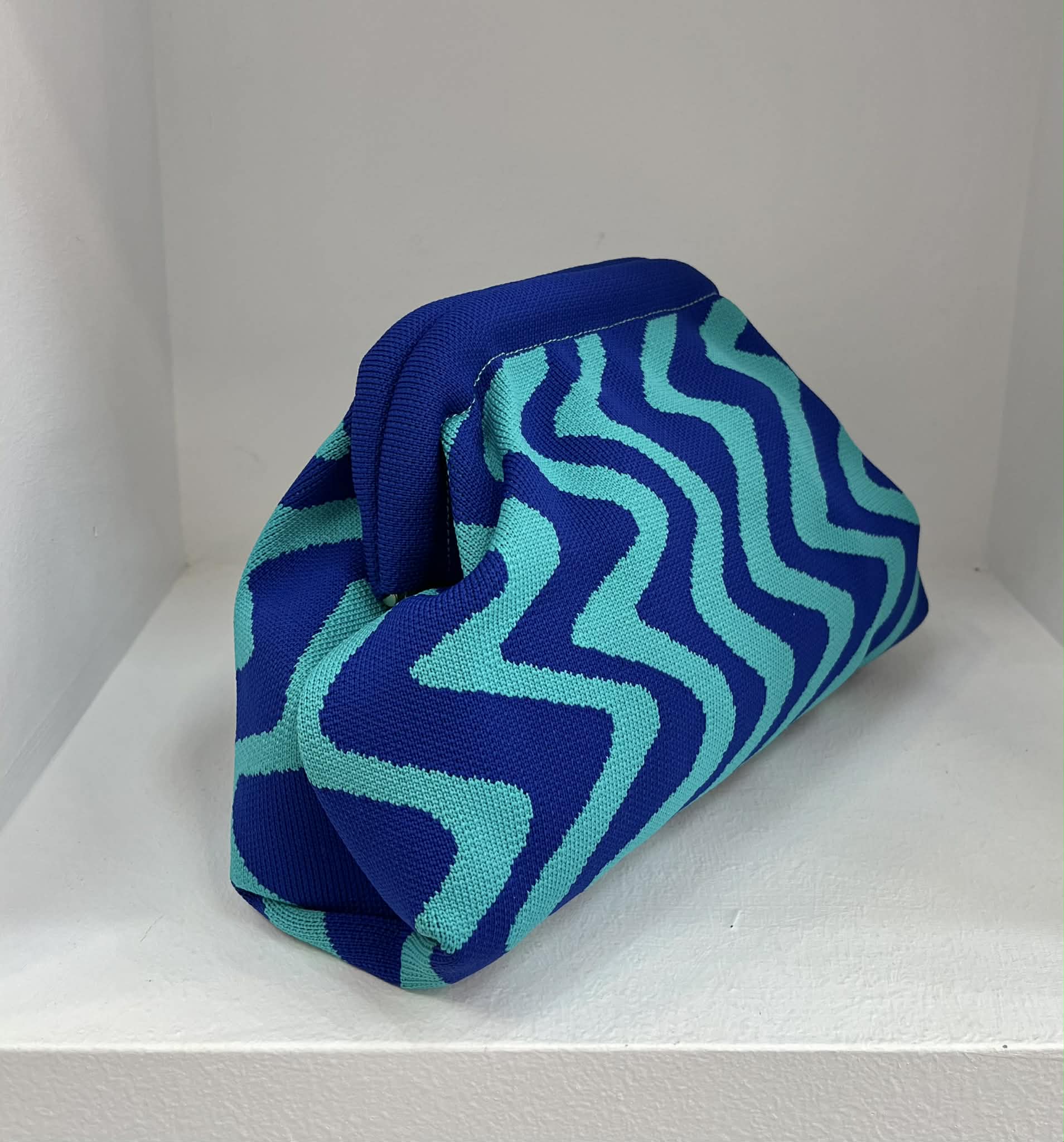Wave Clutch - Blue