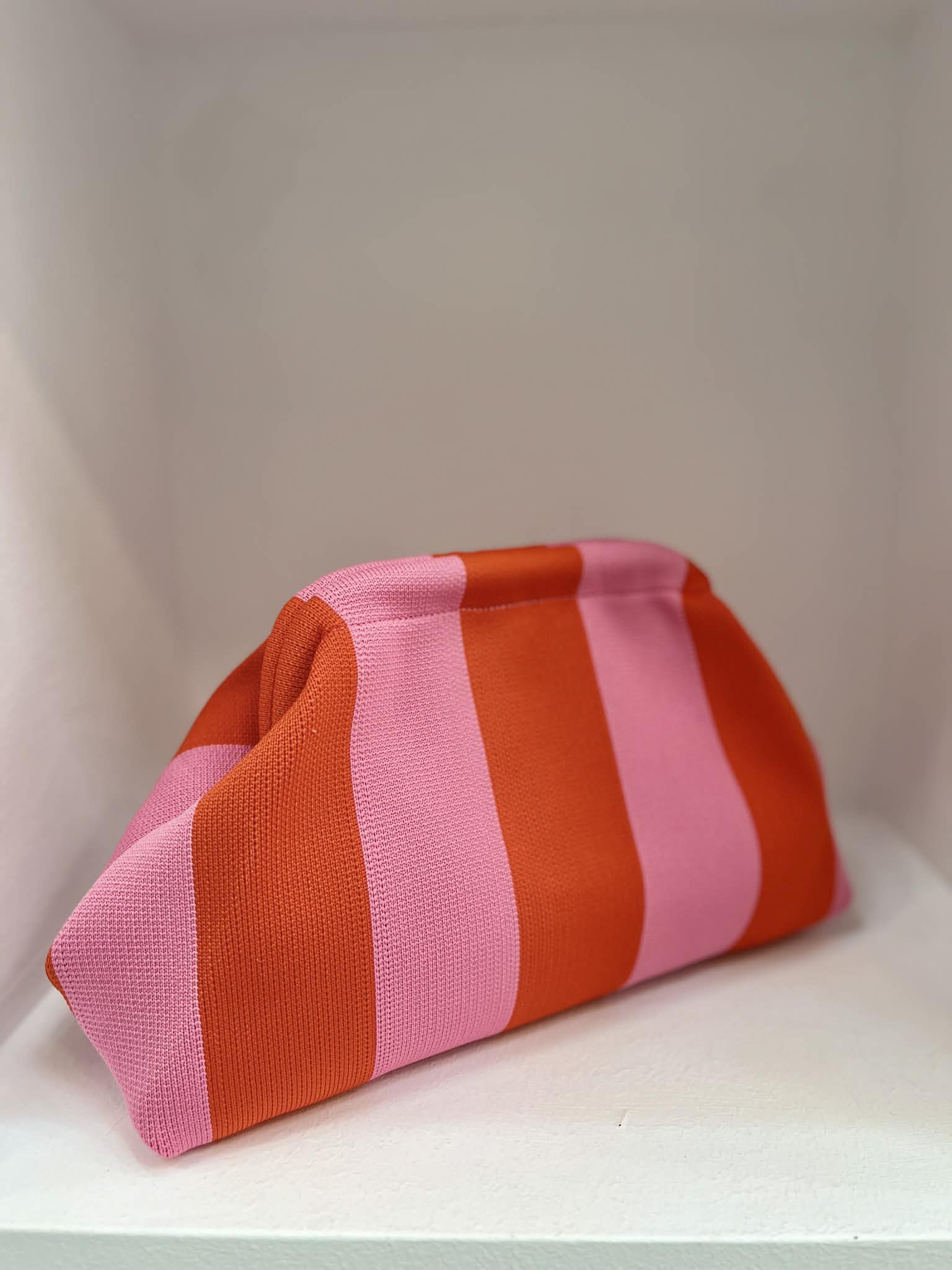 Aura Clutch - Pink / Orange