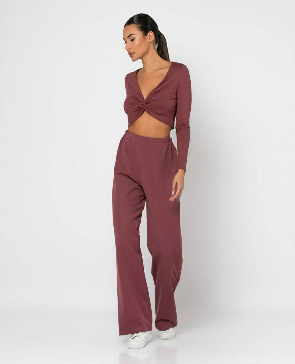 Μπλούζα μακρυμάνικη crop top με κόμπο στο στήθος Wine ginger
